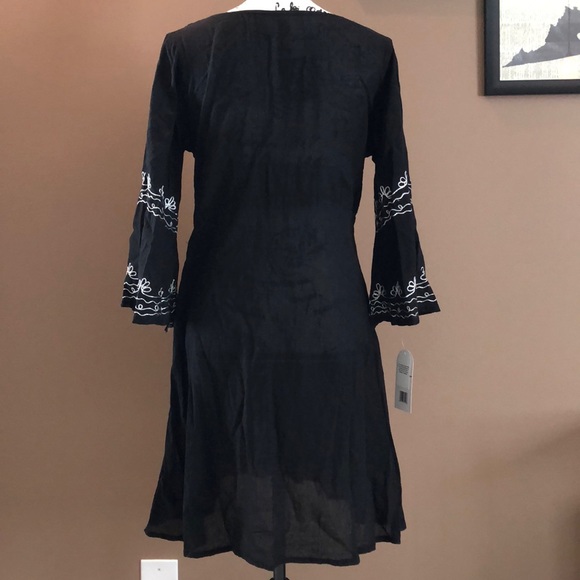 Island Beach Coverup - Picture 3 of 6